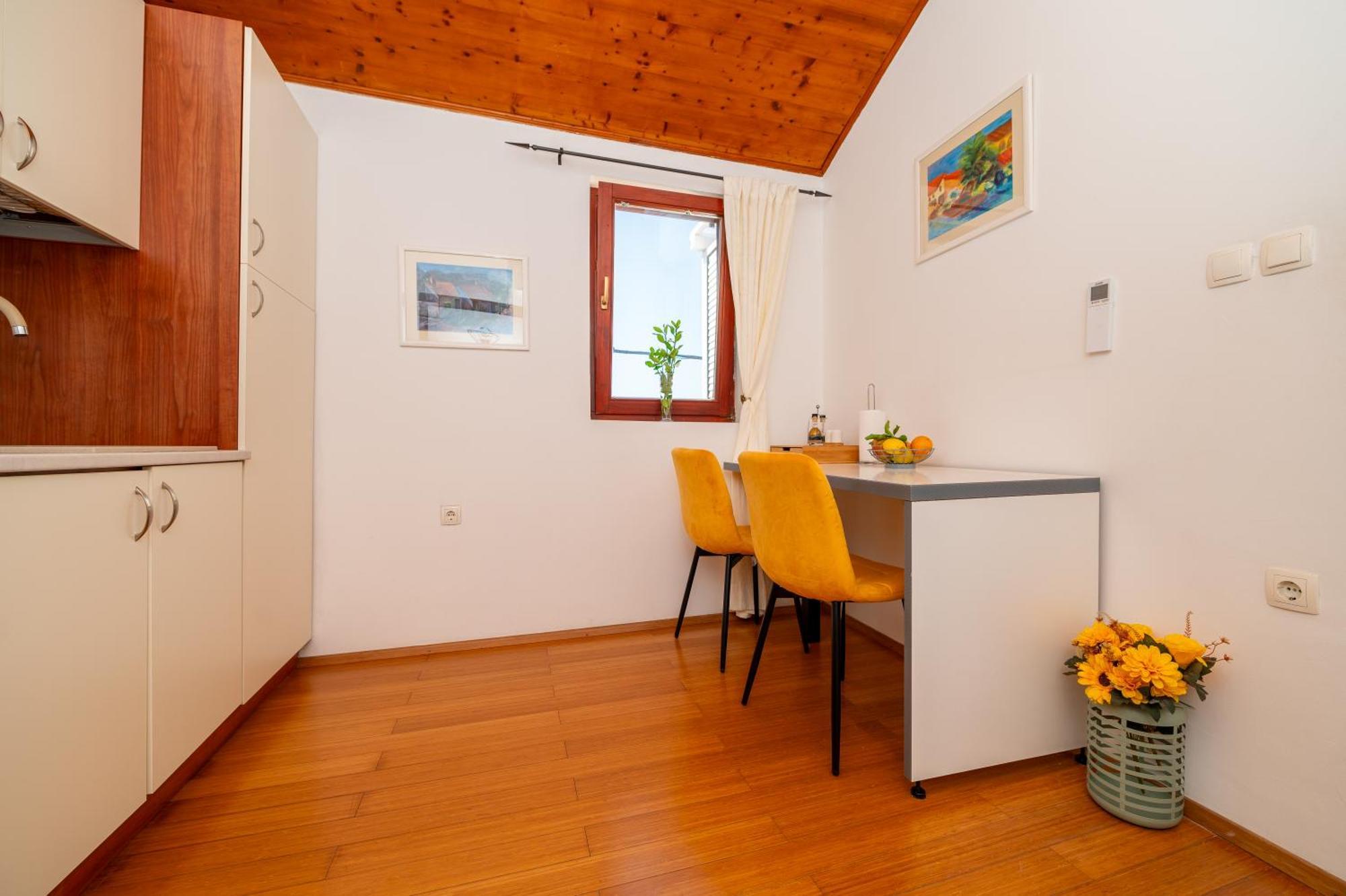 Apartments Vitoria Mali Lošinj Extérieur photo